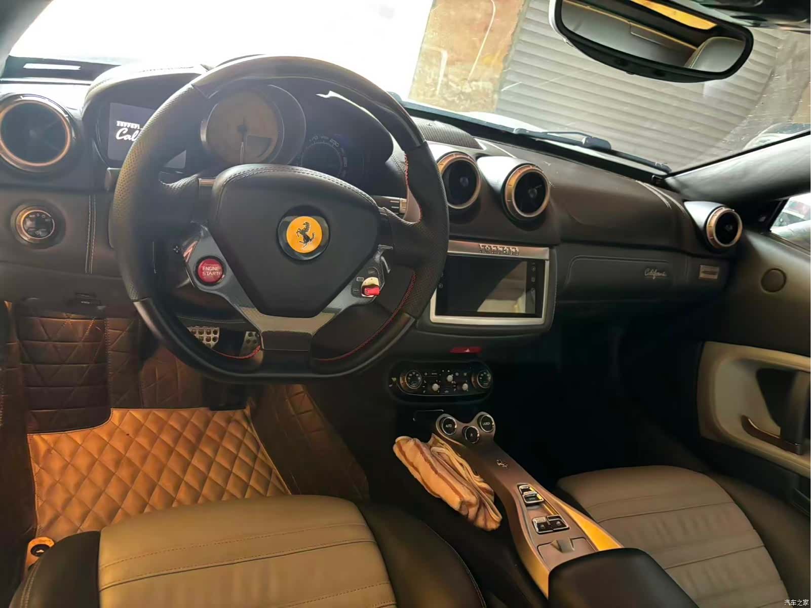 Ferrari California, 2011 4