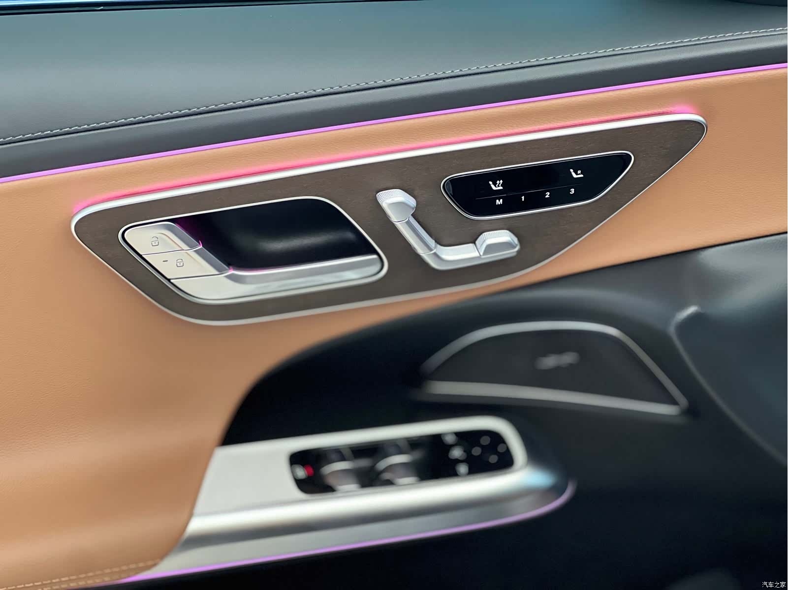 Mercedes-Benz E-Class, 2025 6