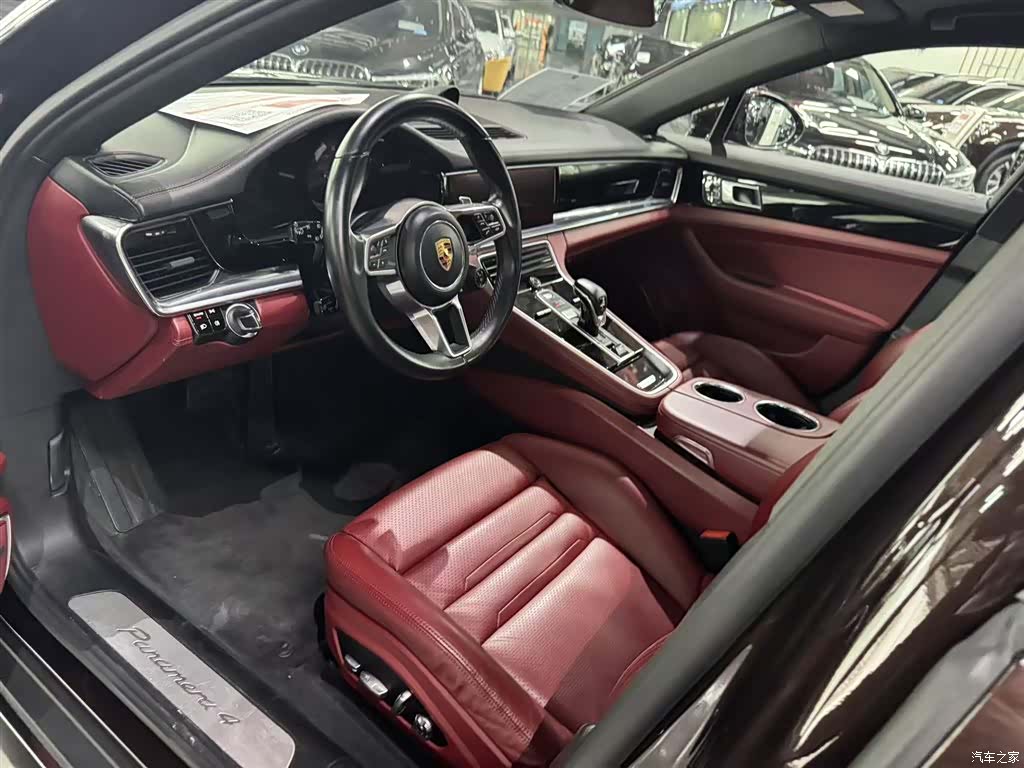 Porsche Panamera, 2018 все фото