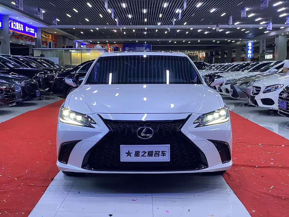 Lexus ES Lexus ES