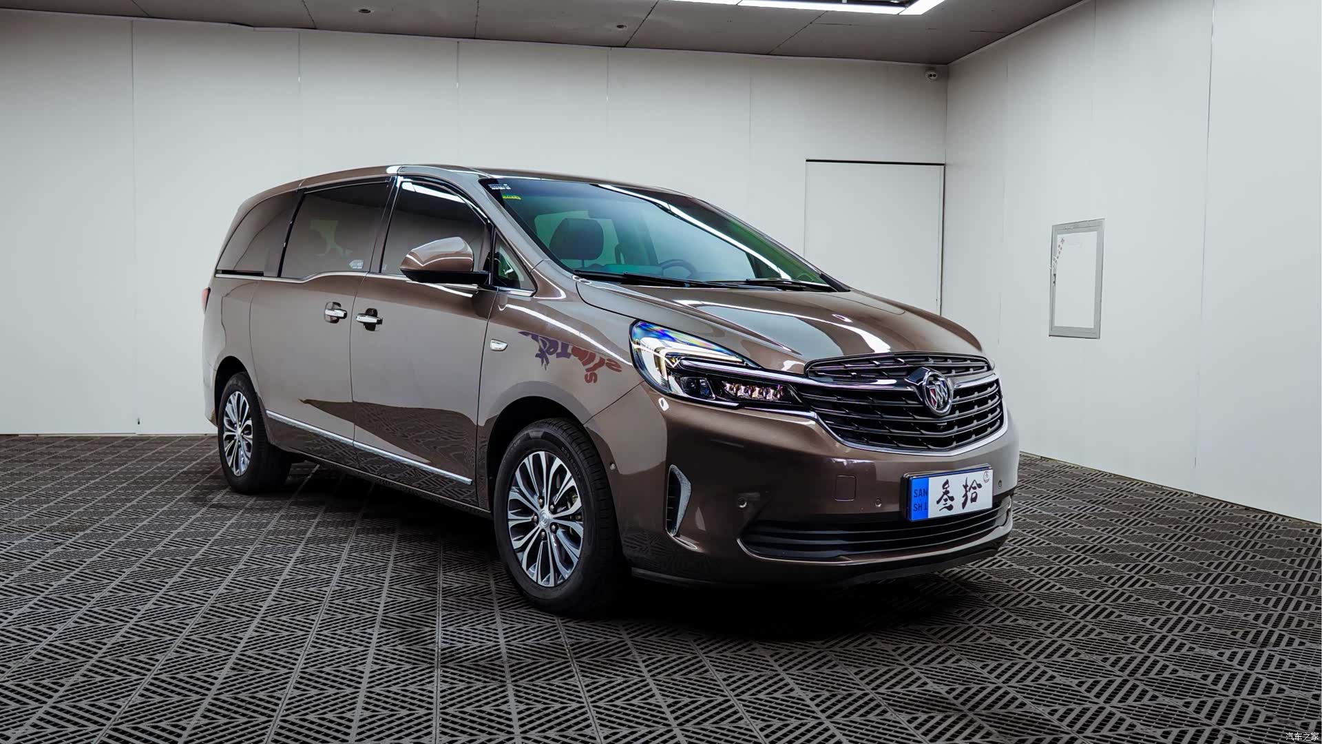 Buick GL8, 2021 4