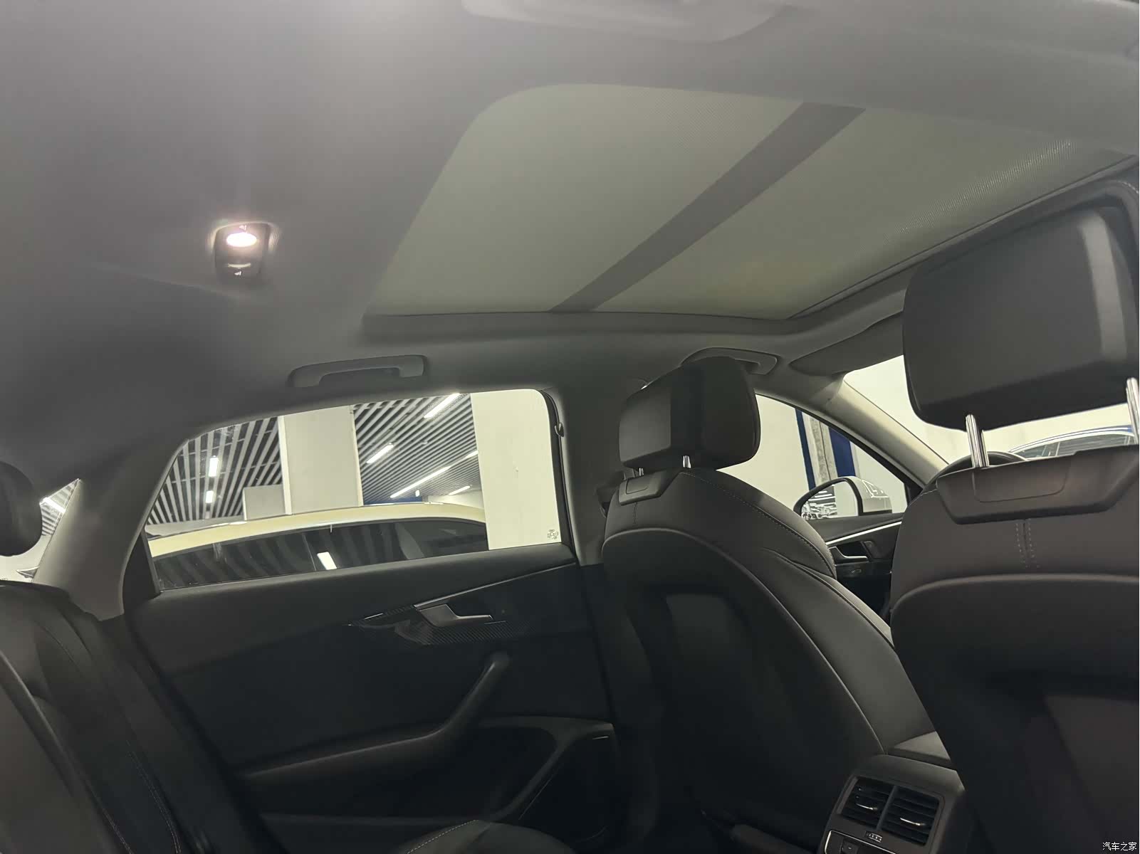 Audi A4L, 2021 8