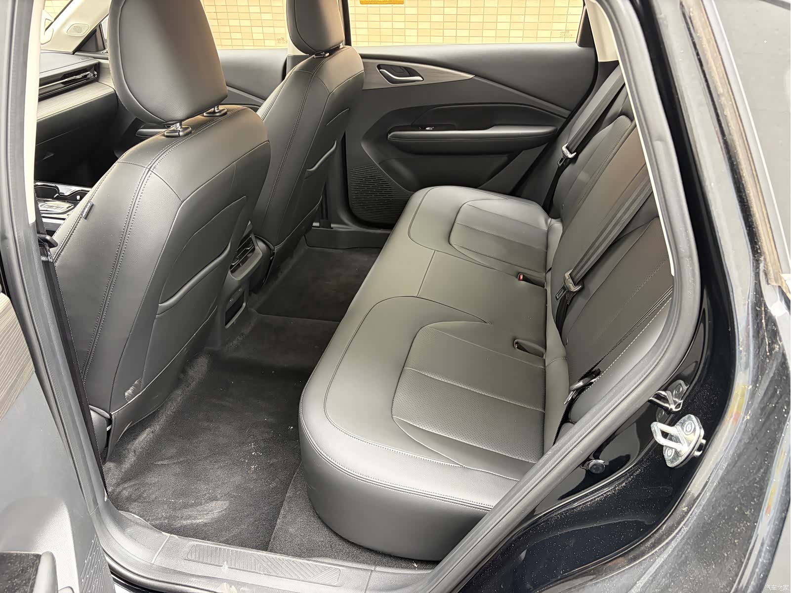 Wuling Starlight, 2026 6
