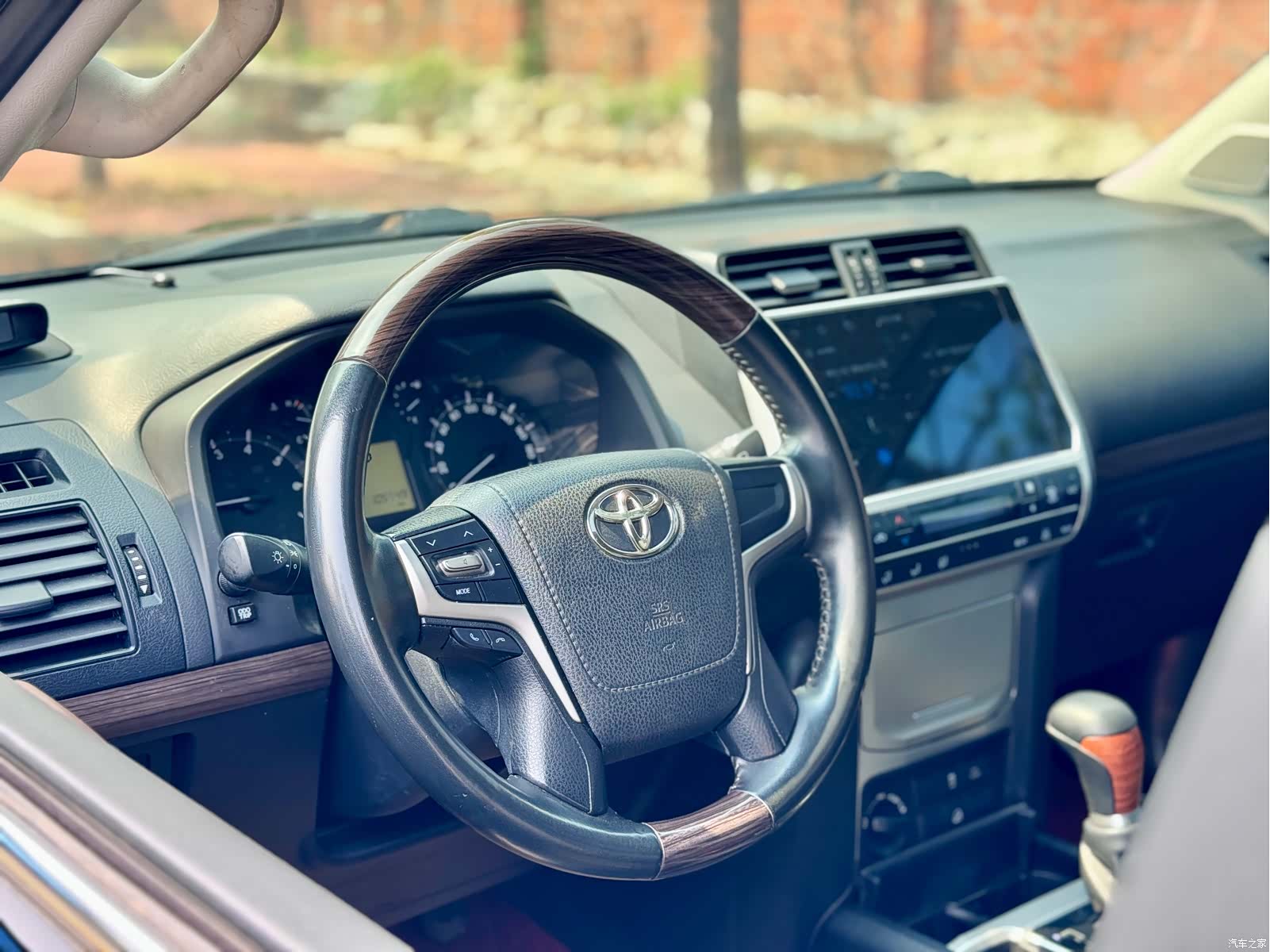 Toyota Prado, 2018 11