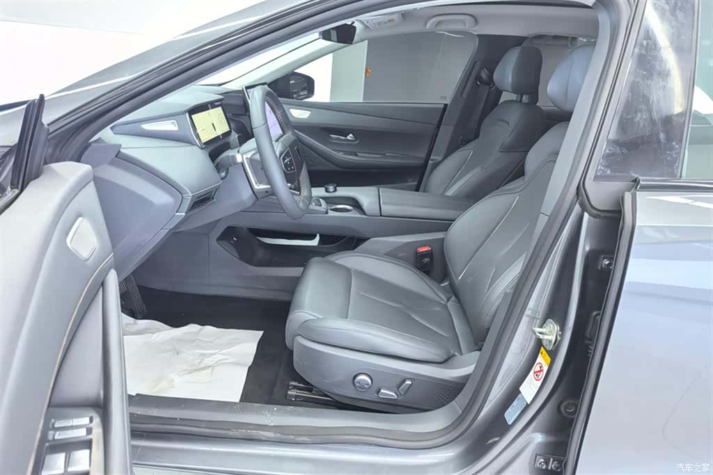 Deepal SL03, 2023 9