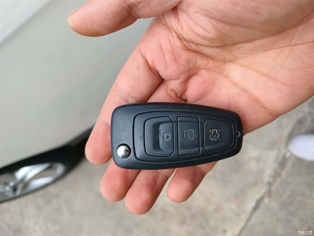 Ford Focus, 2021 12
