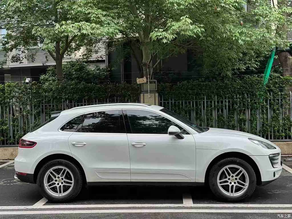 Porsche Macan, 2016 8