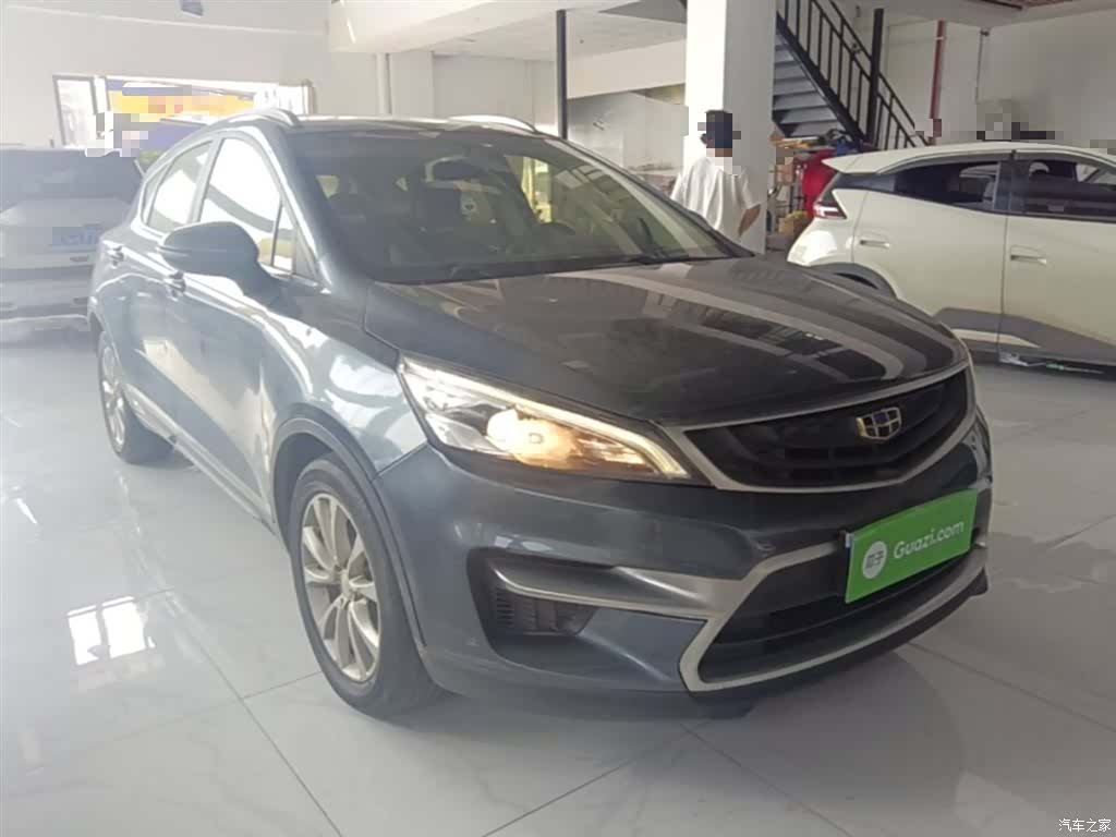 Geely Emgrand, 2017 4
