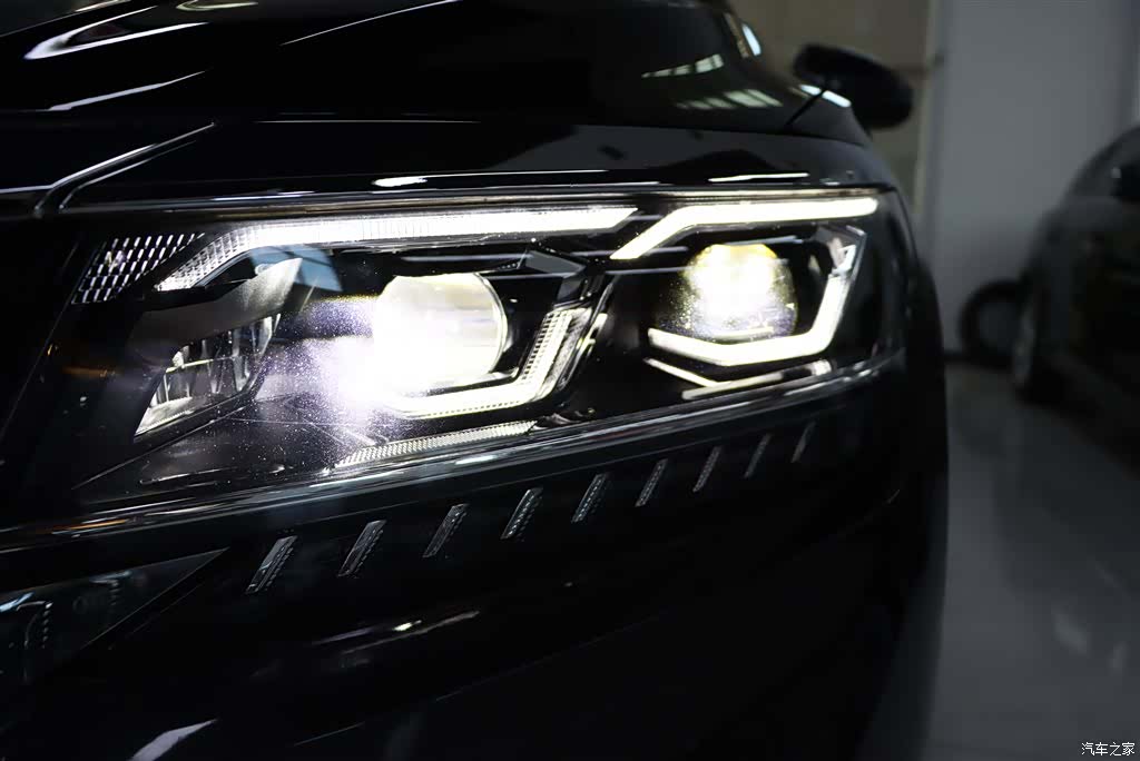 Volkswagen Passat, 2021 21