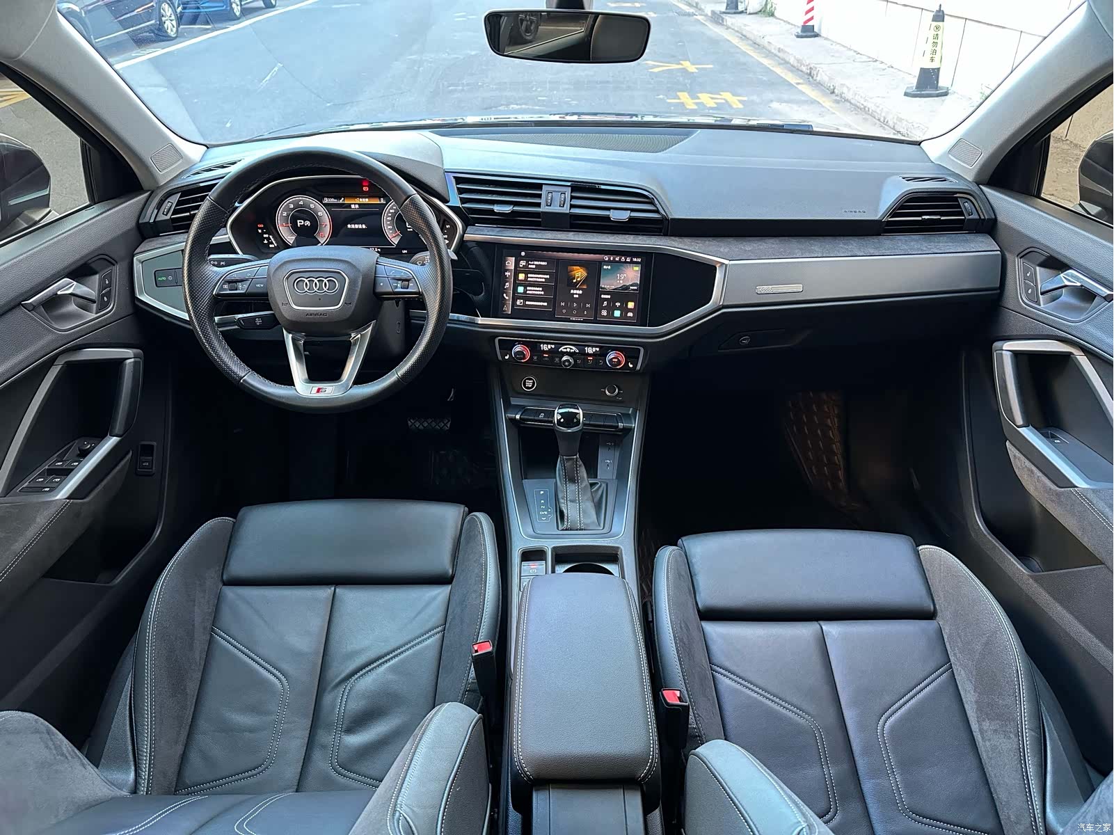 Audi Q3, 2023 15