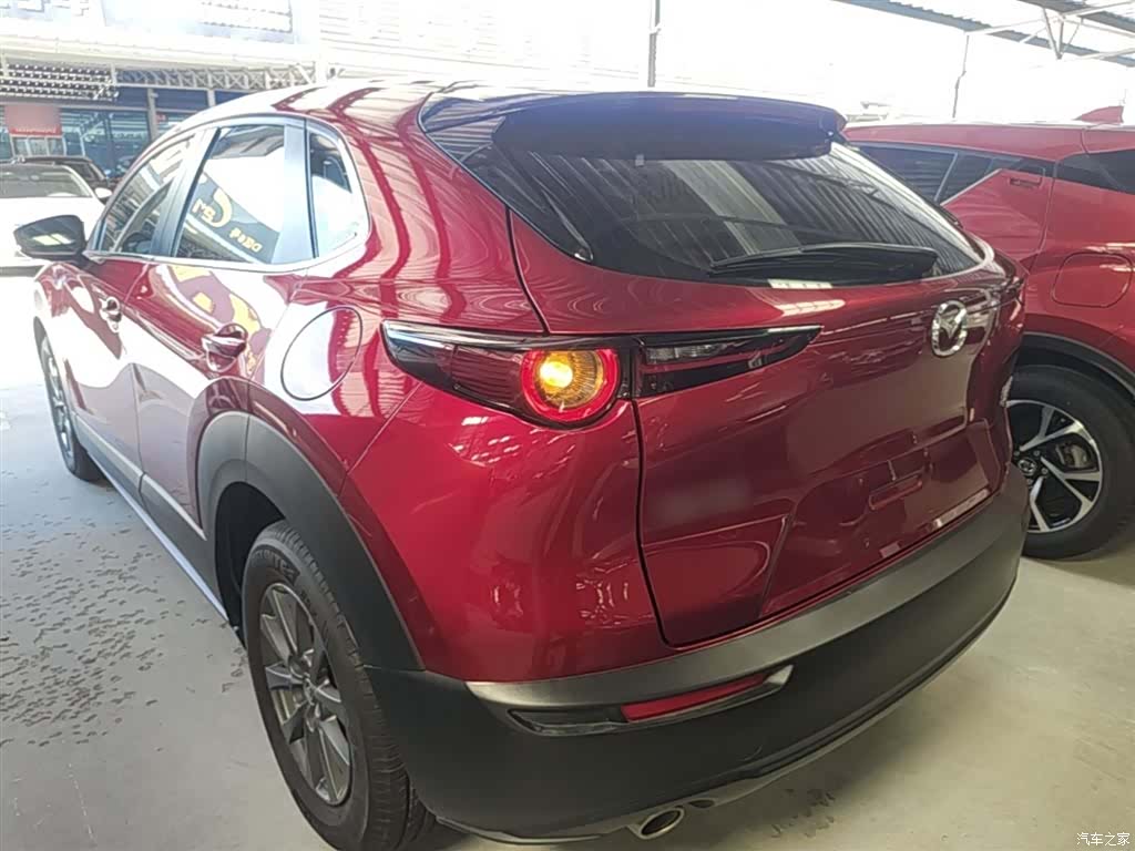 Mazda CX-30, 2021 все фото