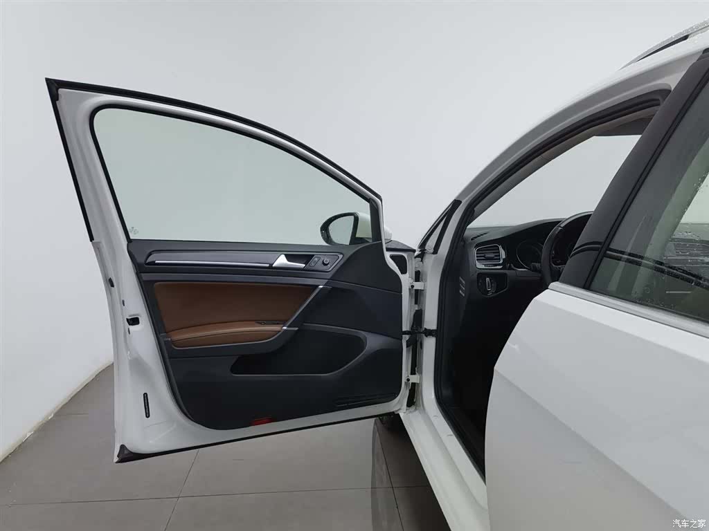 Volkswagen Golf, 2015 8