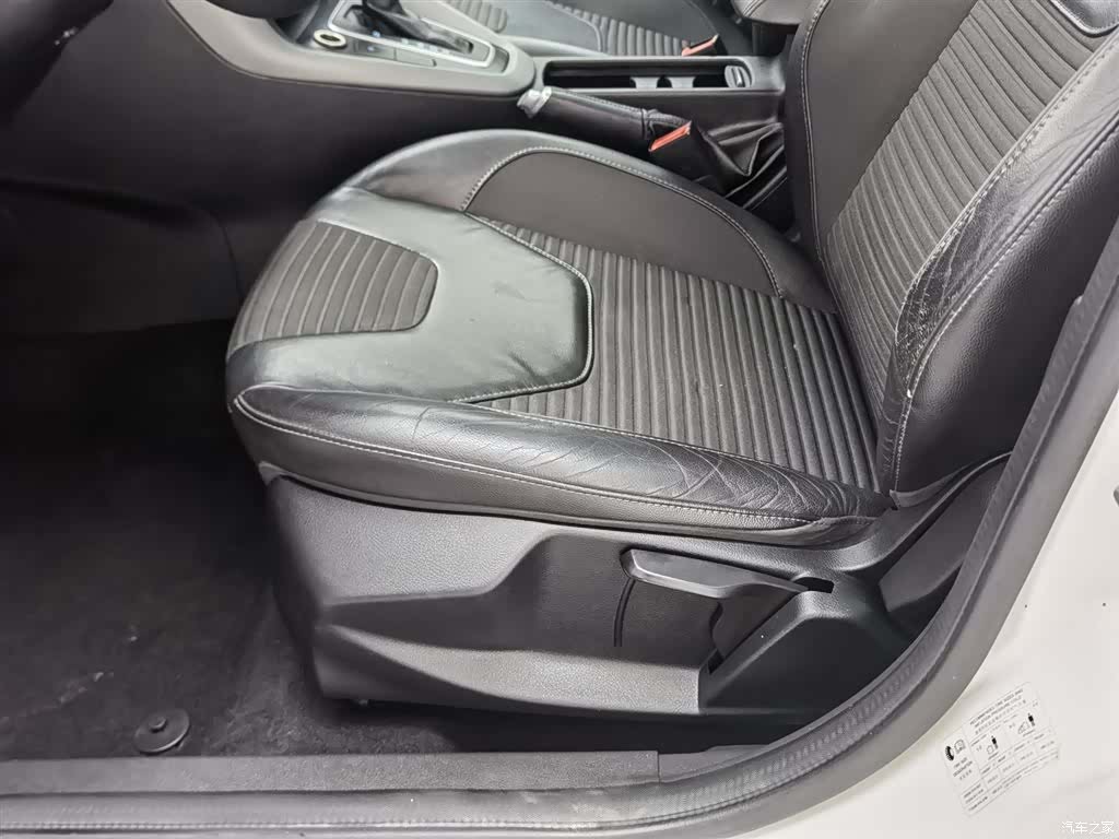 Ford Focus, 2015 20
