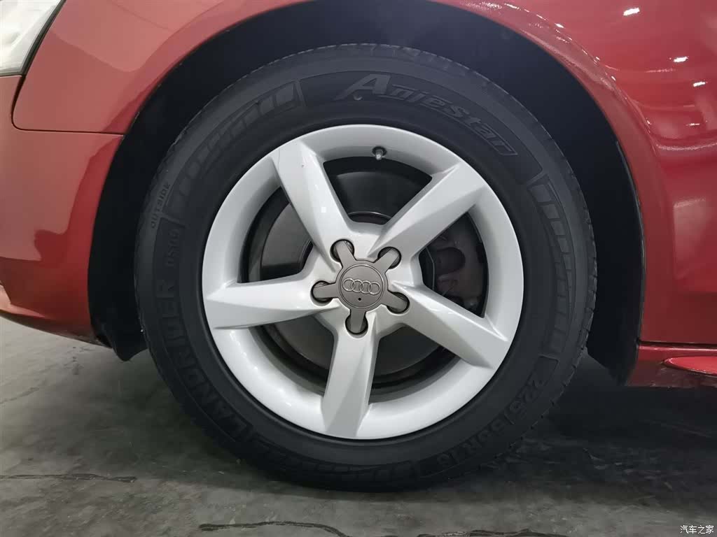 Audi A4L, 2013 17