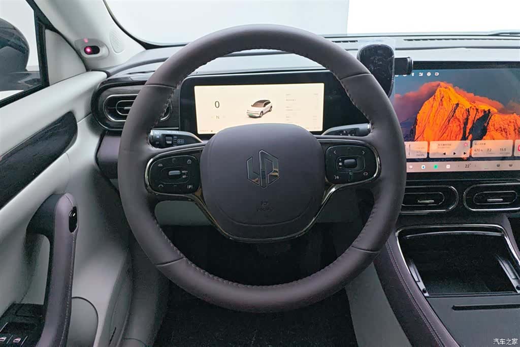 Leapmotor C11, 2025 15