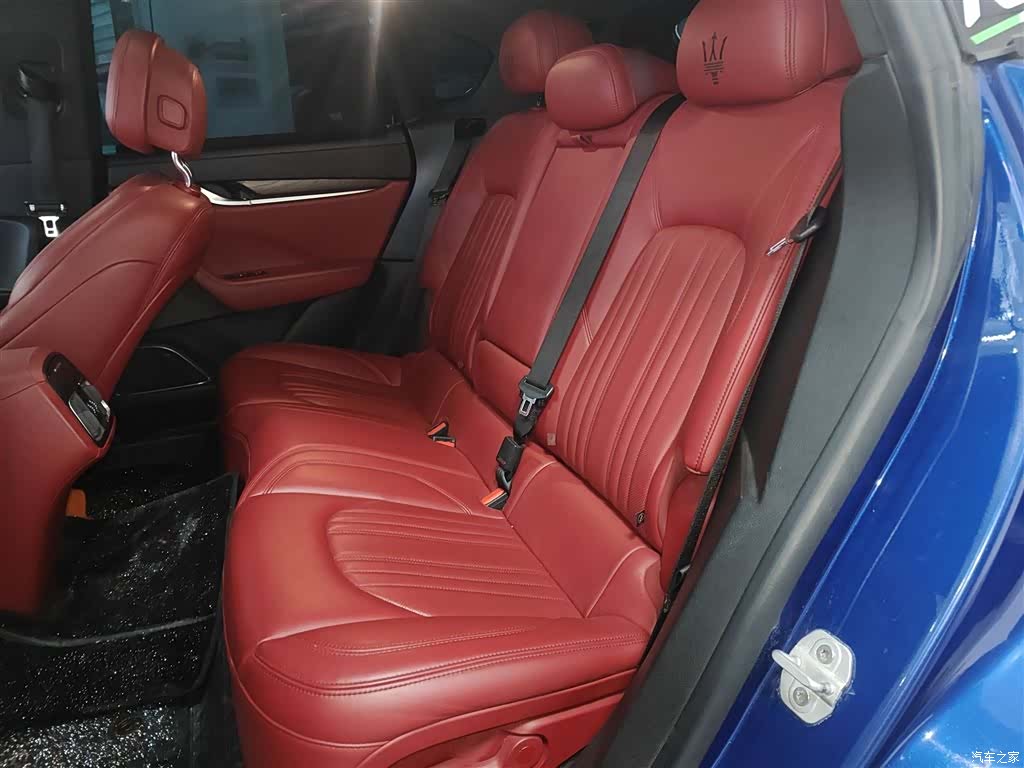 Maserati Levante, 2016 13