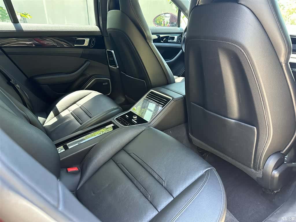 Porsche Panamera, 2019 13