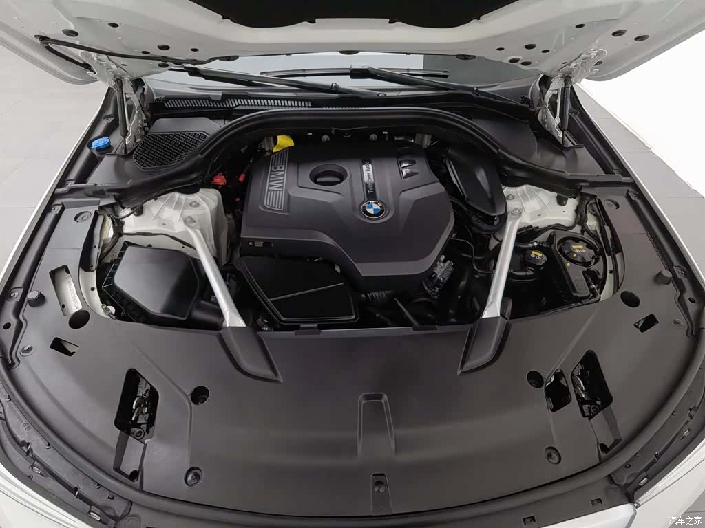 BMW 6 Series GT, 2018 6