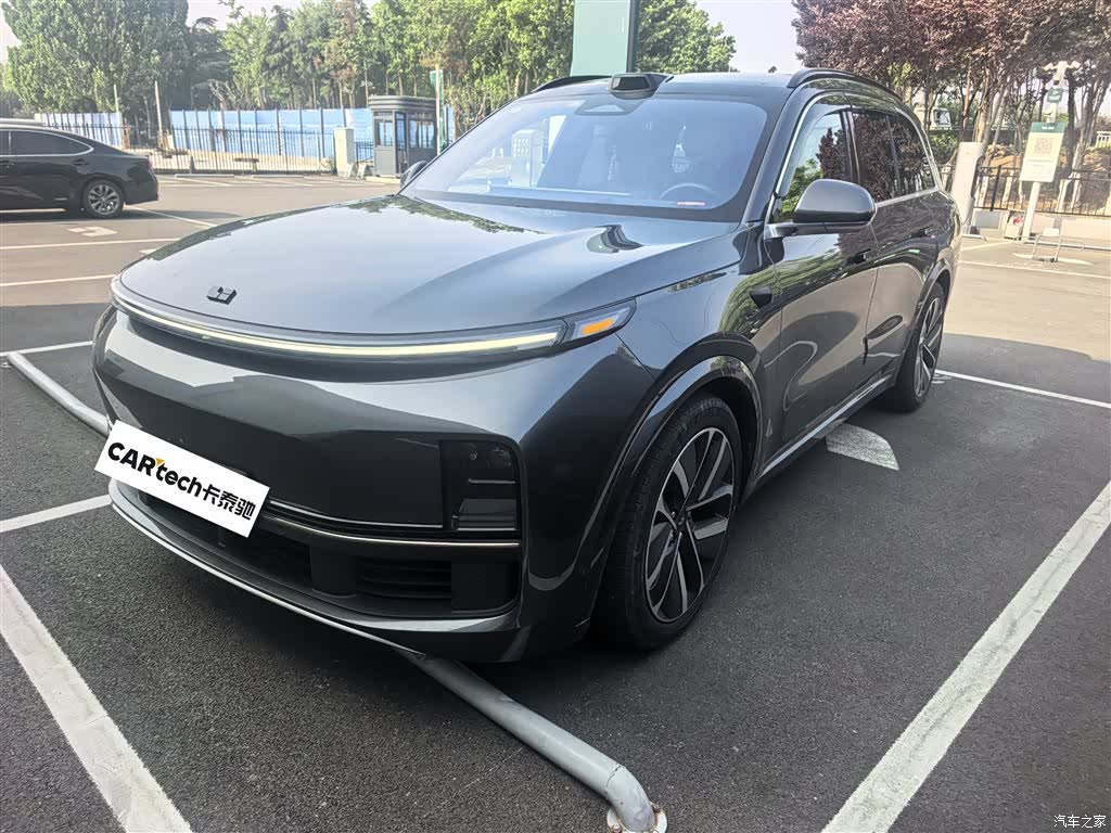 Li Auto L8, 2023 1