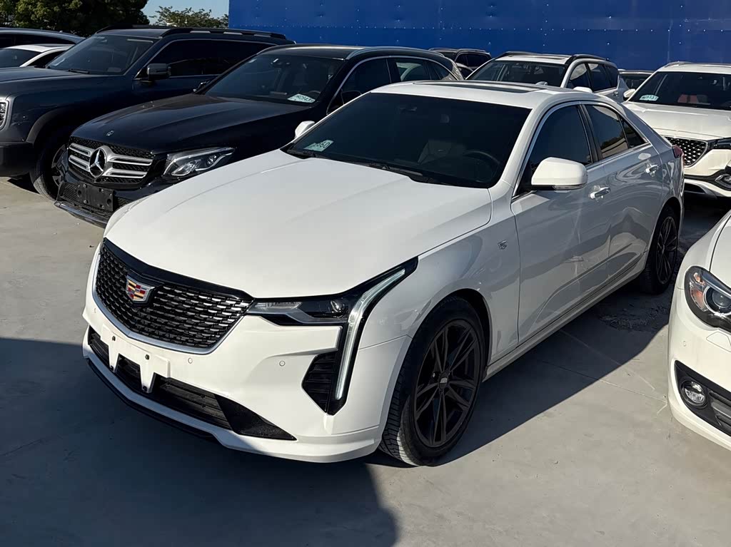 Cadillac CT4