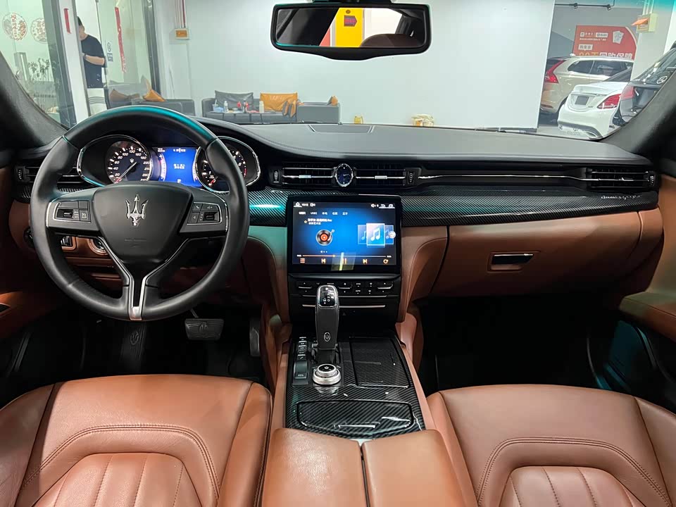 Maserati President