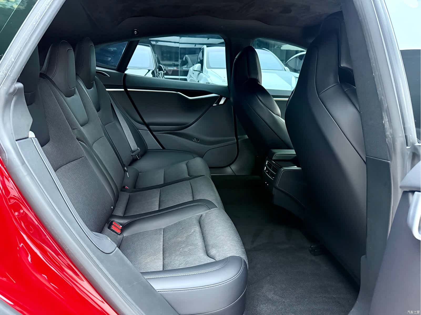 Tesla Model S, 2018 12