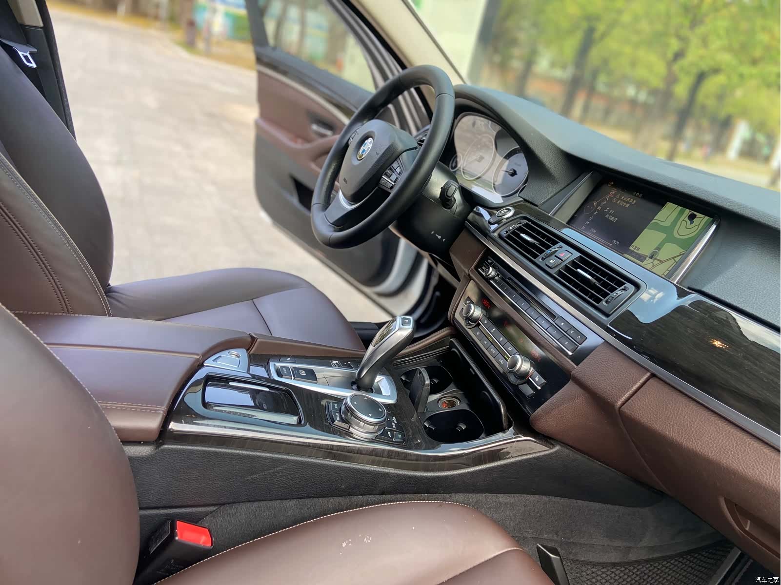 BMW 5 Series, 2016 12