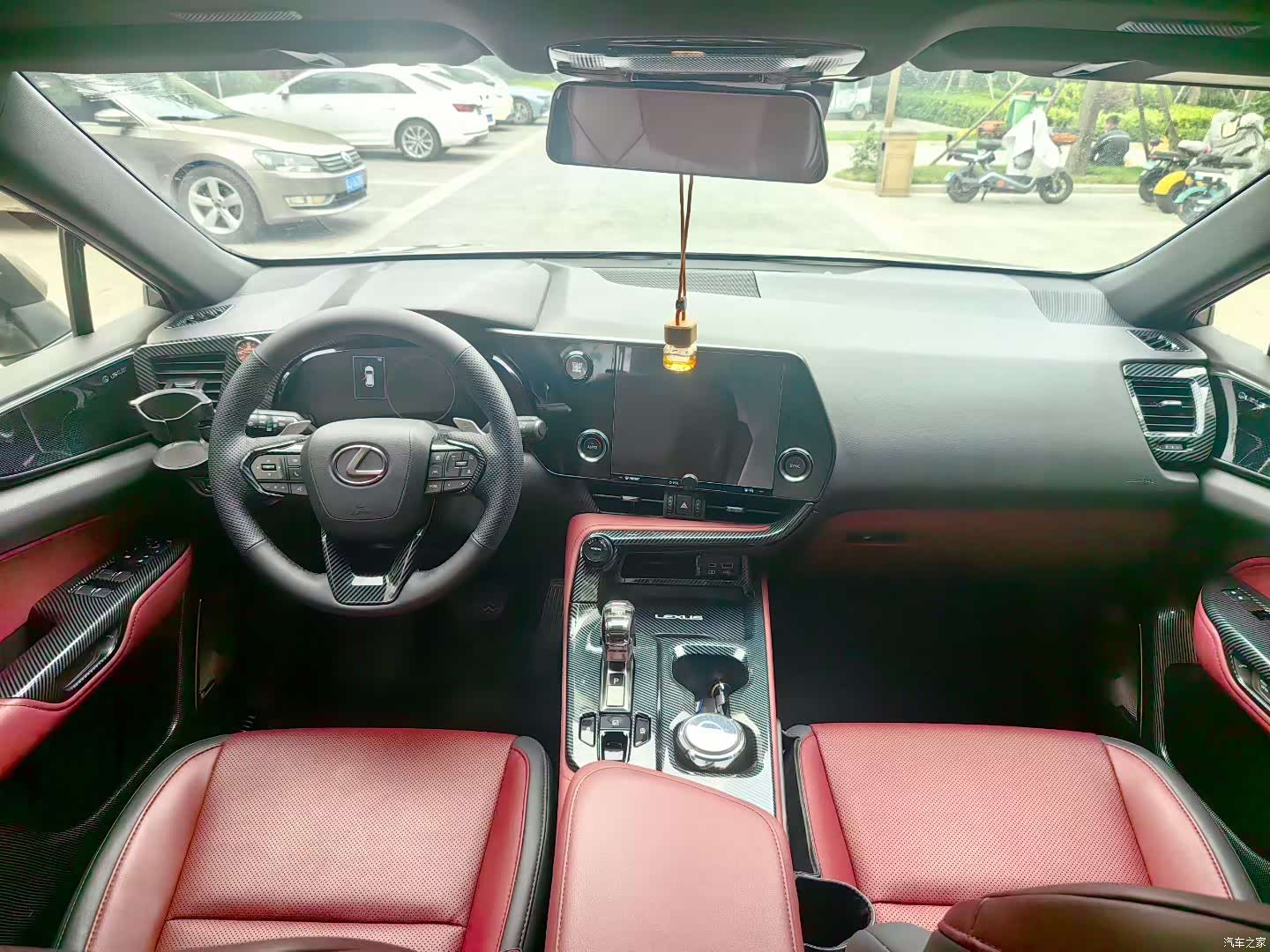 Lexus NX, 2023 9