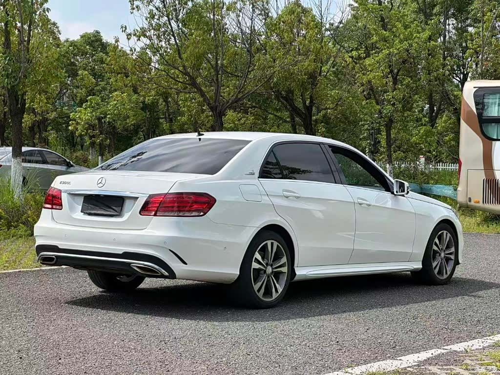 Mercedes-Benz E-Class, 2015 9
