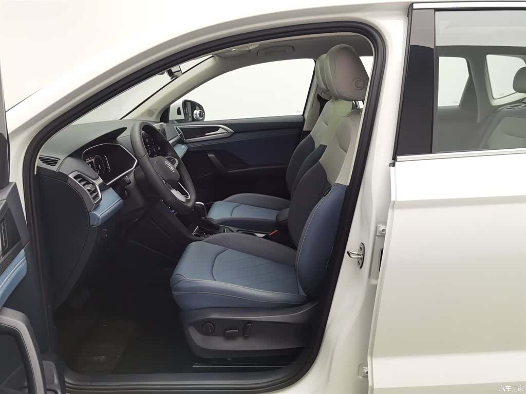 Volkswagen Tharu, 2024 10