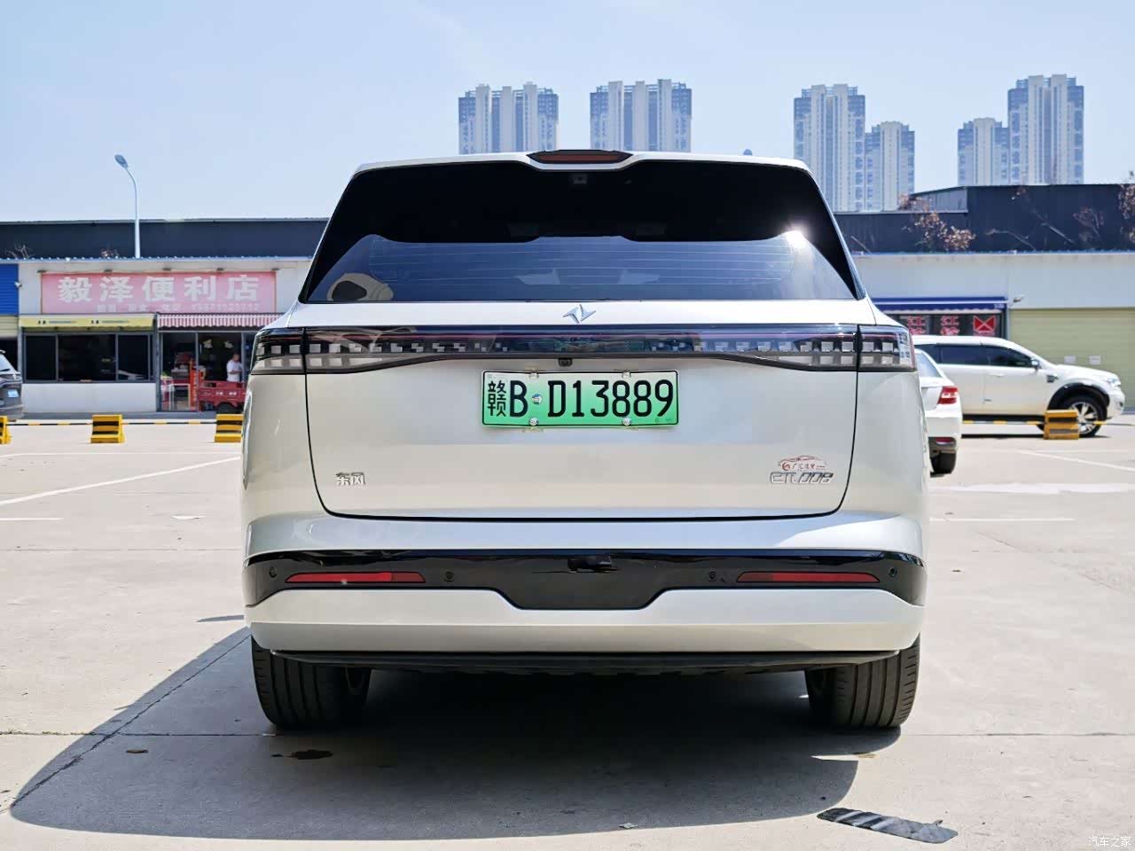 DongFeng eπ008, 2024 10