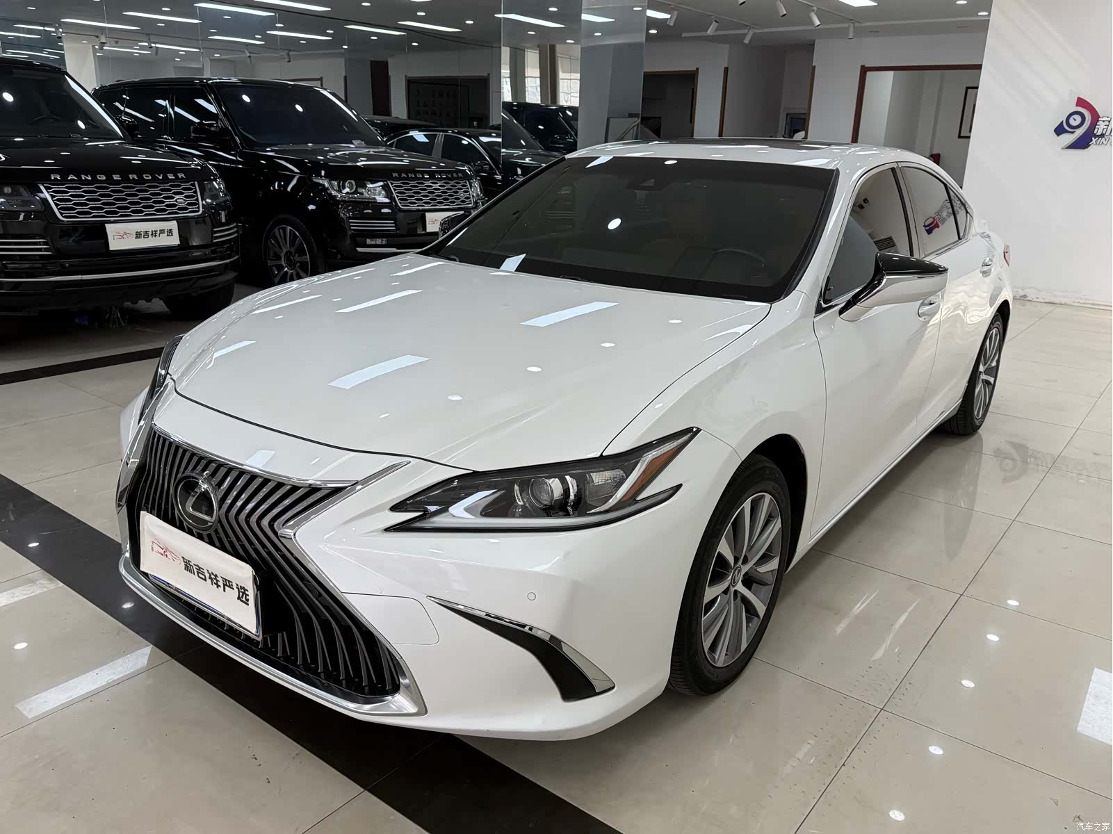 Lexus ES, 2019 1