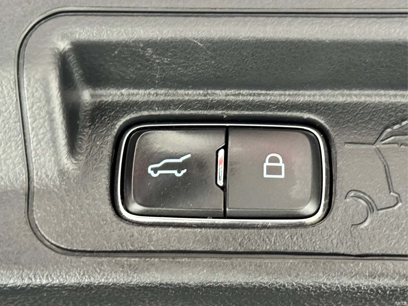 Ford Explorer, 2021 20