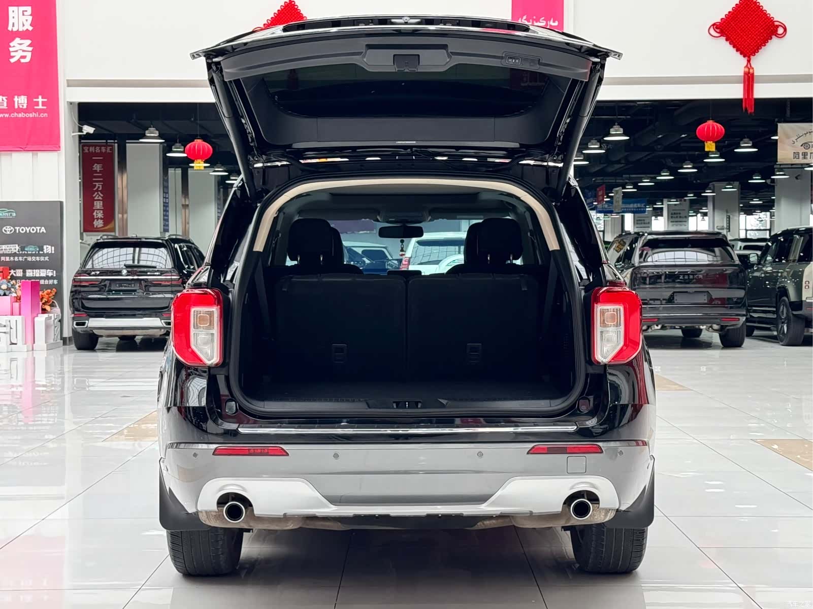 Ford Explorer, 2021 18