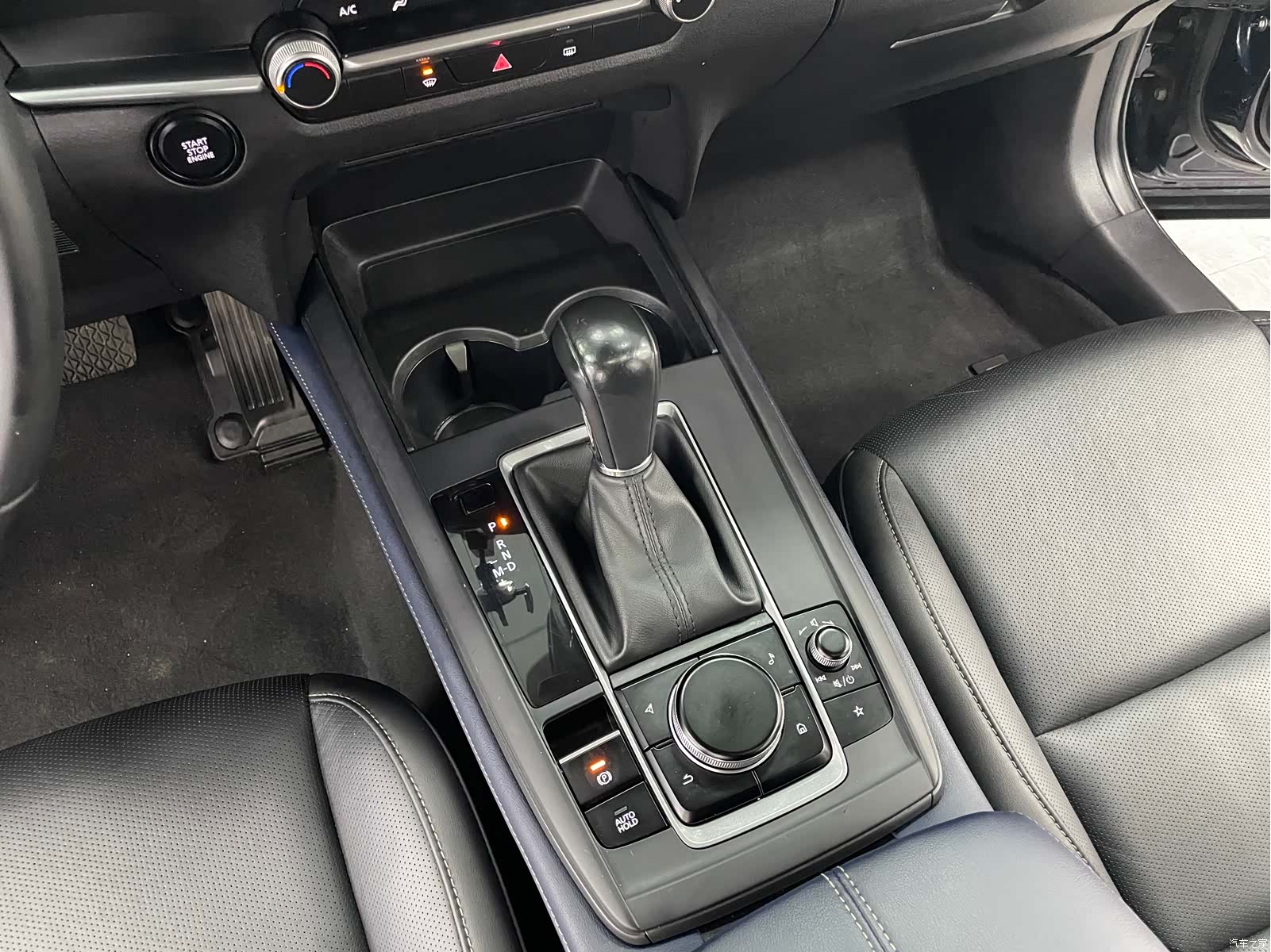 Mazda CX-30, 2021 12