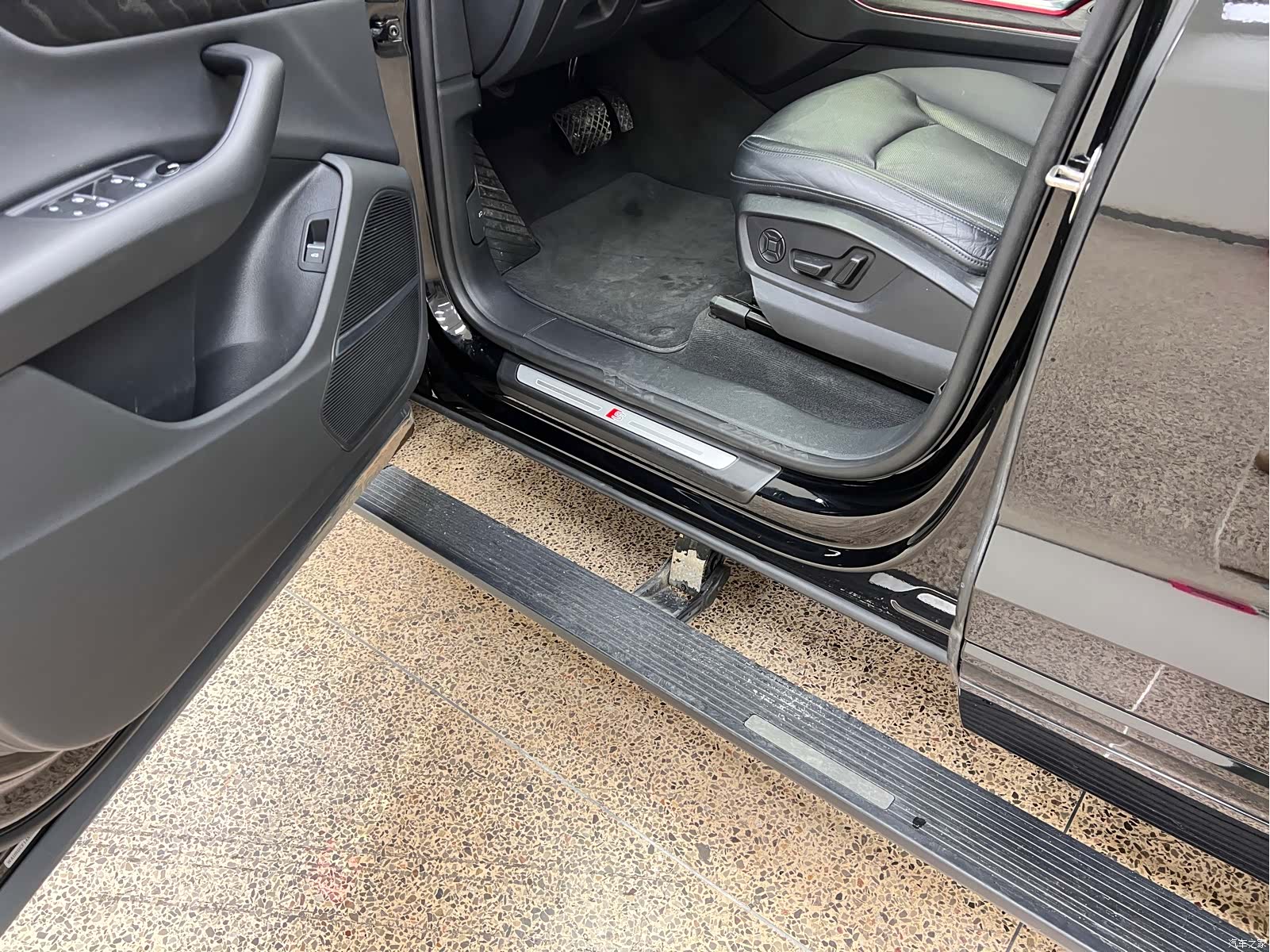 Audi Q8, 2022 33