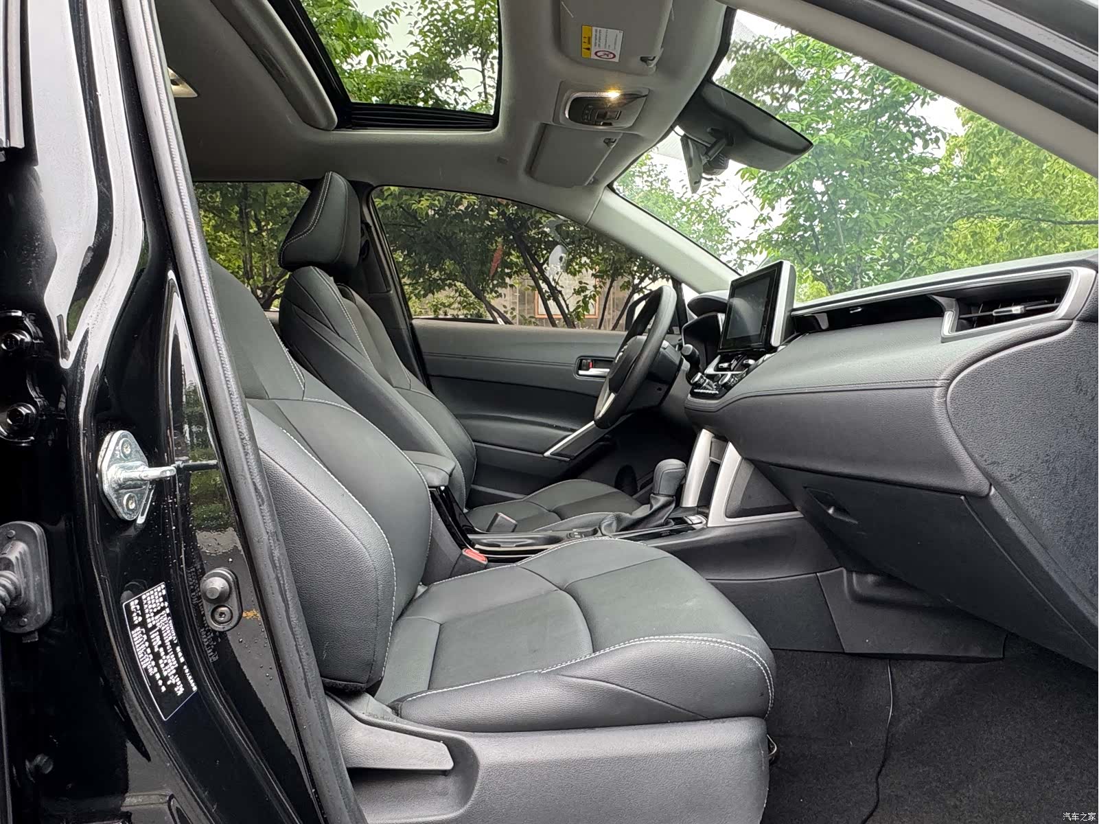 Toyota Frontlander, 2023 16