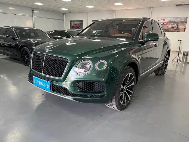 Bentley Bentayga 2020 — купить из Китая под заказ