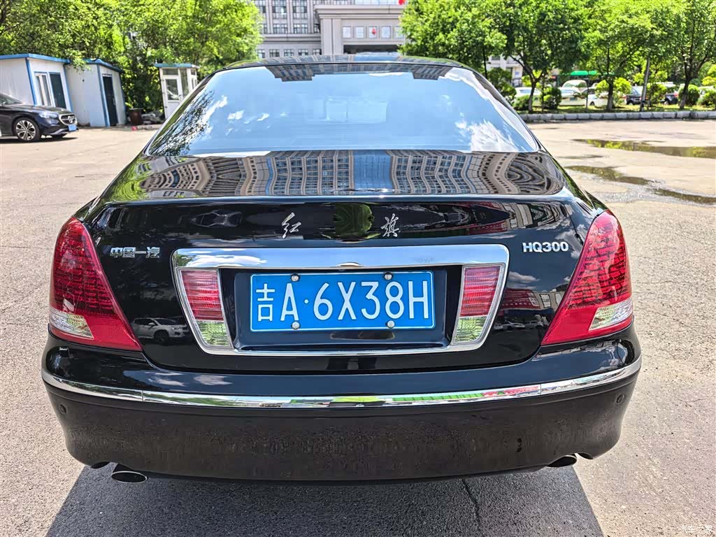 Hongqi HQ300, 2007 10