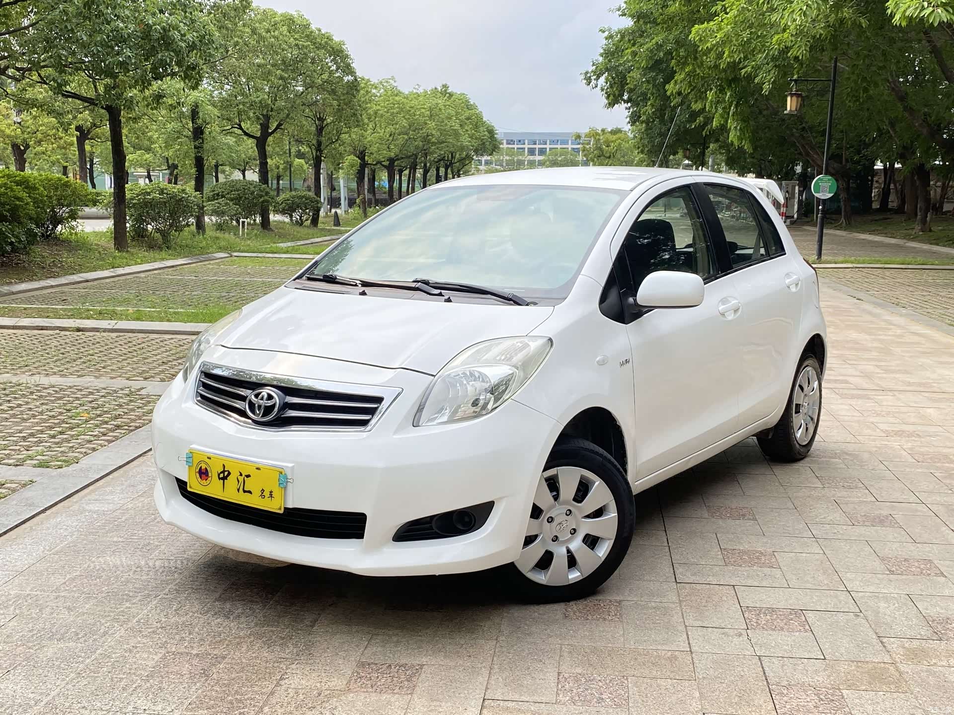 Toyota 1.6E, 2012 1