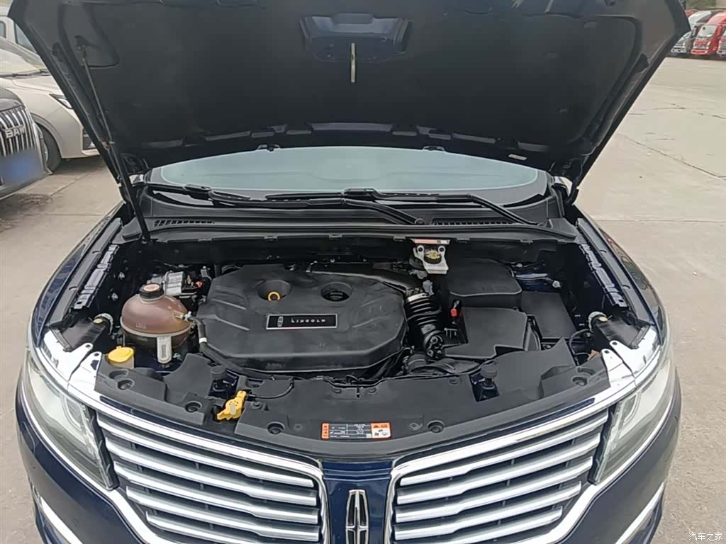 Lincoln MKC, 2018 20