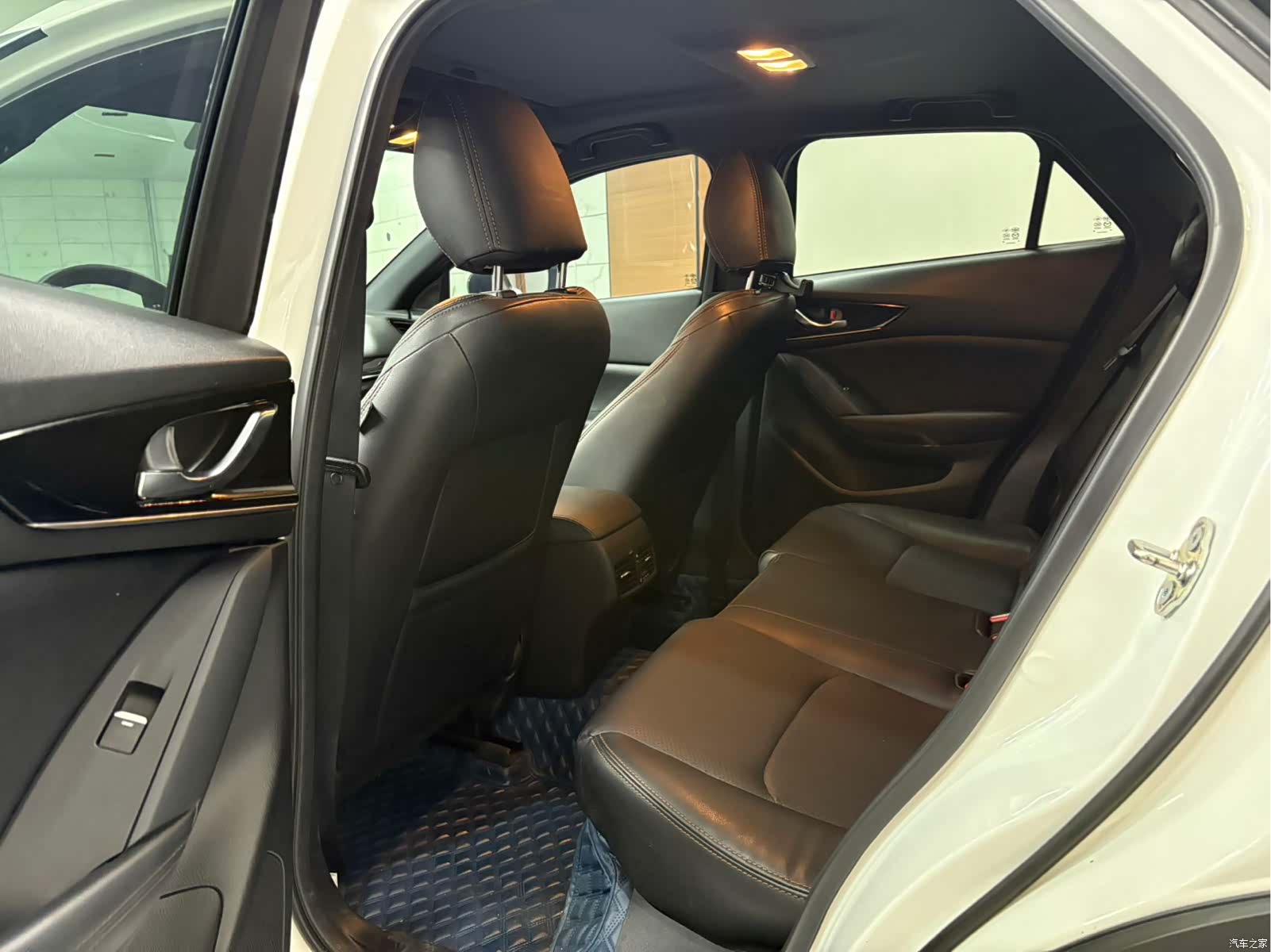 Mazda CX-4, 2021 14
