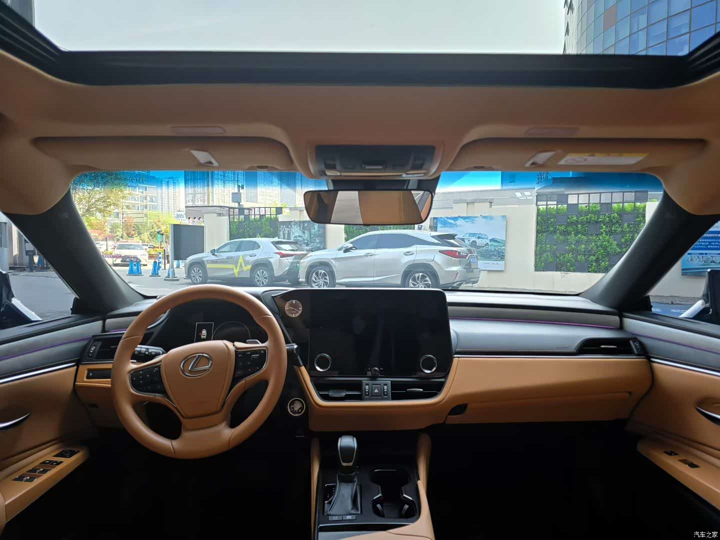Lexus ES, 2025 все фото