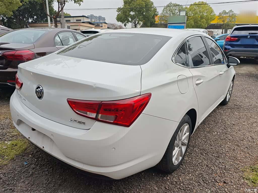 Buick Verano, 2019 7