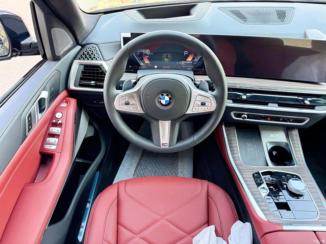 BMW X5, 2025 11