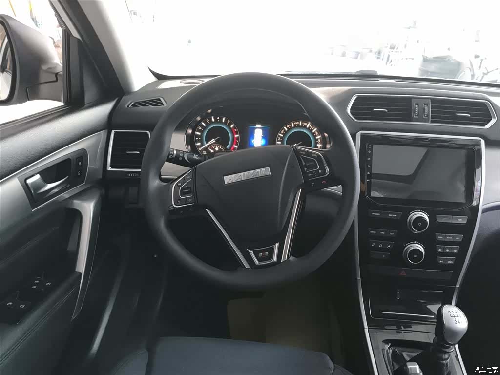 Haval H2, 2017 11
