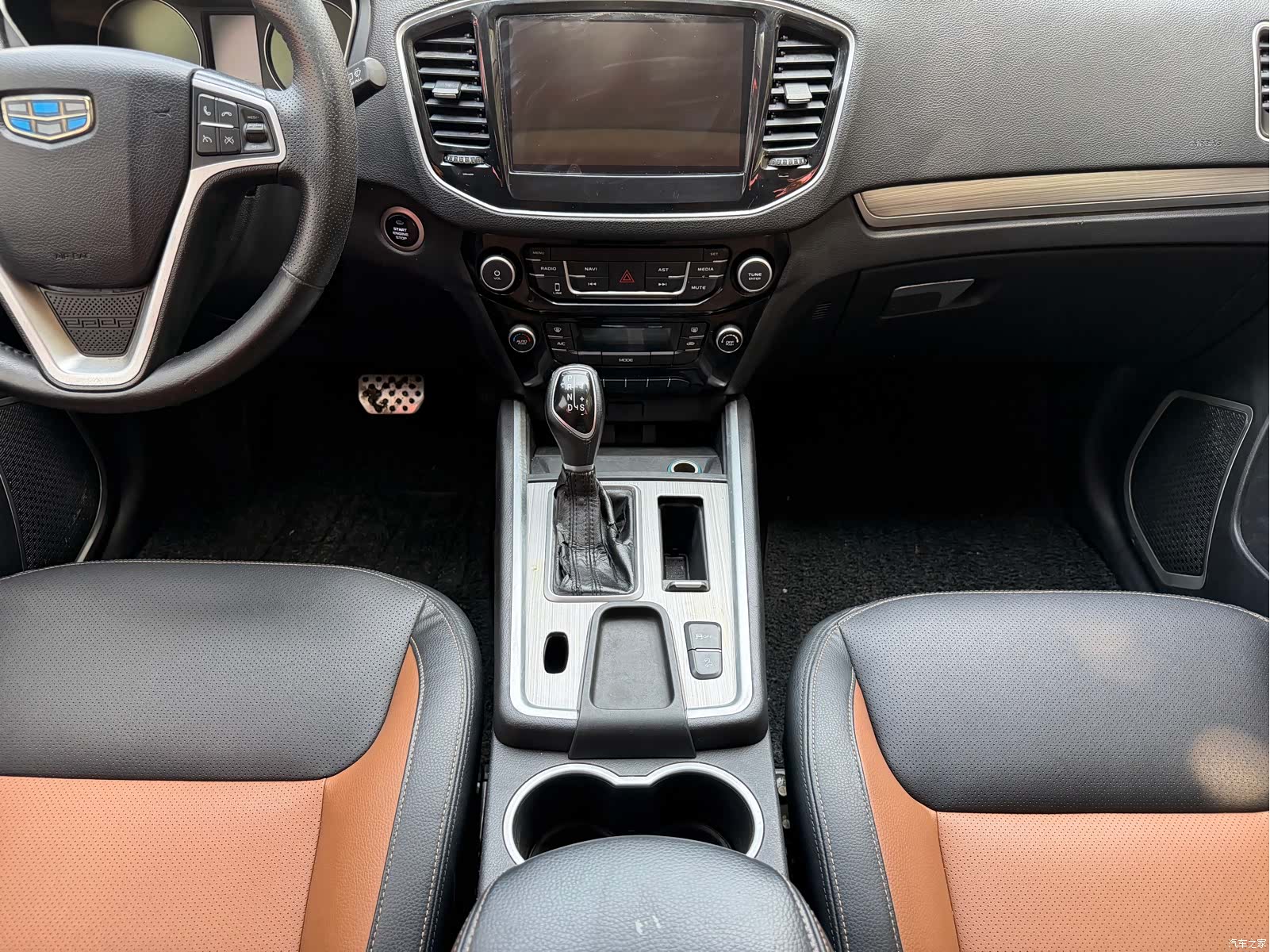 Geely X6, 2018 11