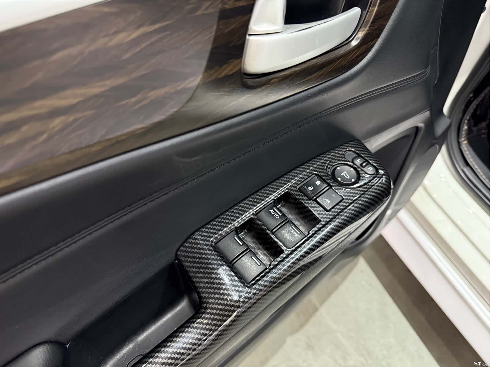 Honda Jade, 2018 13
