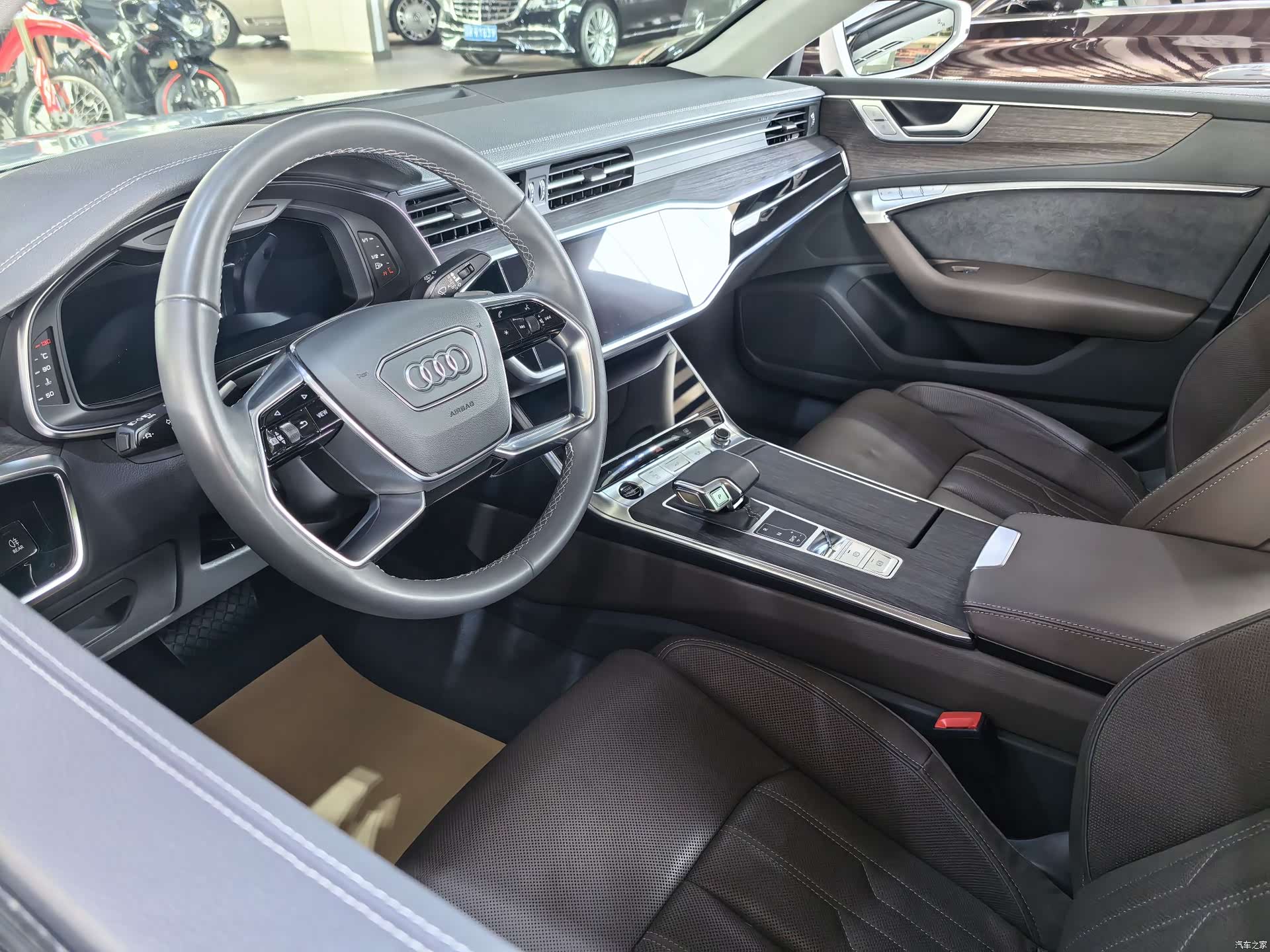 Audi A7L, 2023 3