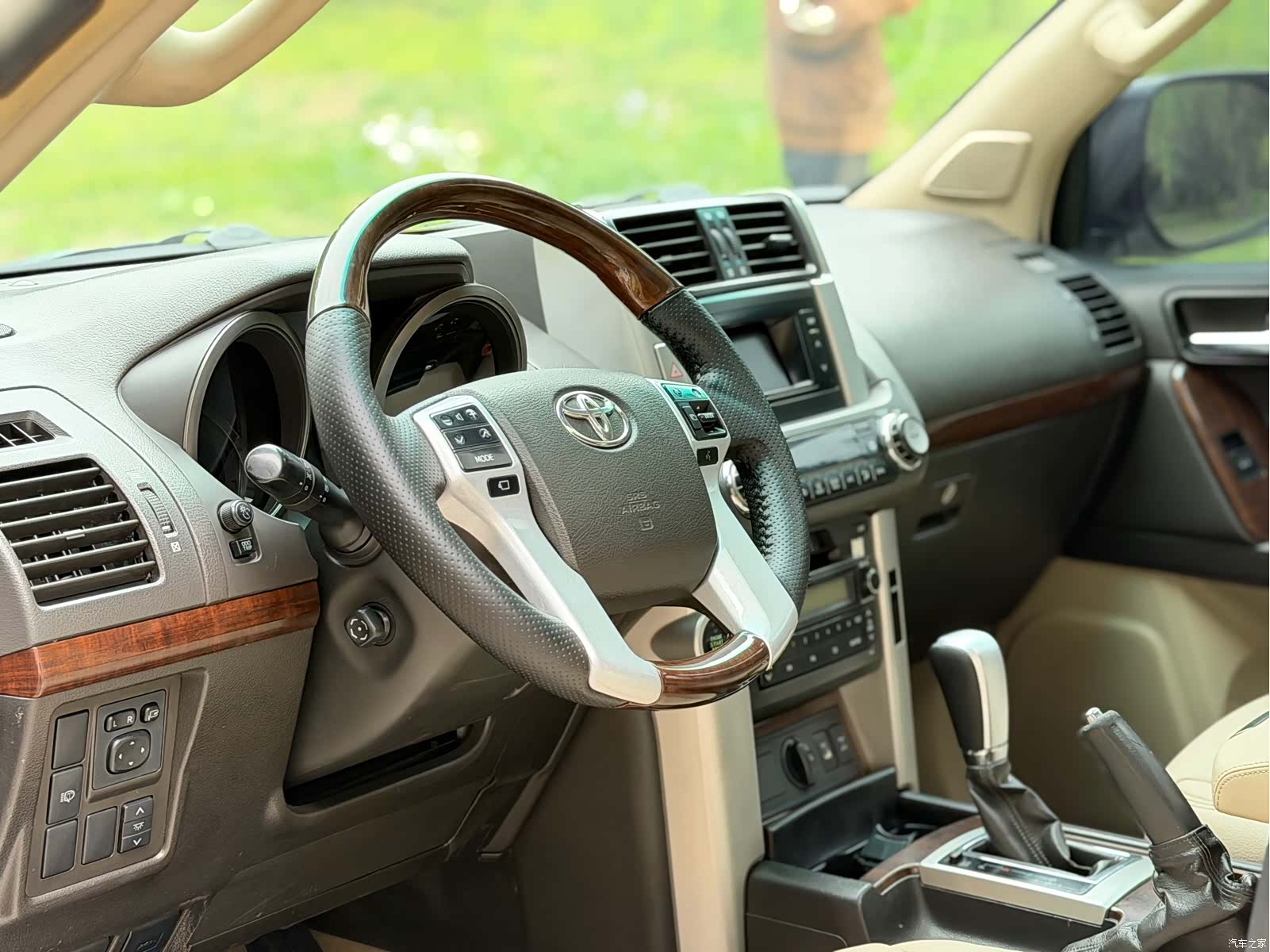 Toyota Prado, 2010 14